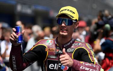 Kalex ELF Marc VDS Racing Team Italian rider Tony Arbolino celebrates after placing third during the Moto2 Spanish Grand Prix at the Jerez racetrack in Jerez de la Frontera on May 1, 2022. (Photo by JORGE GUERRERO / AFP) (Photo by JORGE GUERRERO/AFP via Getty Images)