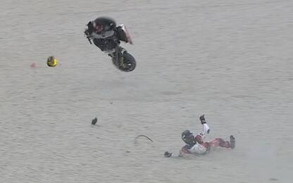 Chantra, paurosa caduta: moto distrutta, pilota ok