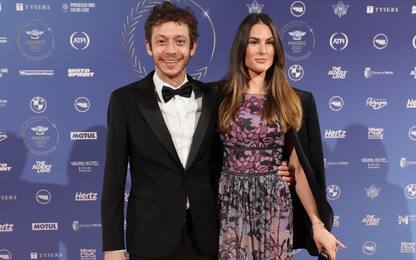 FIM Awards: premiato Bagnaia, ovazione per Rossi
