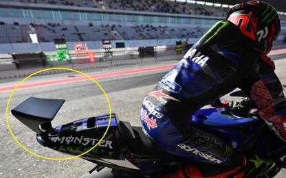 Yamaha, alettone in stile F1: le novità dei test