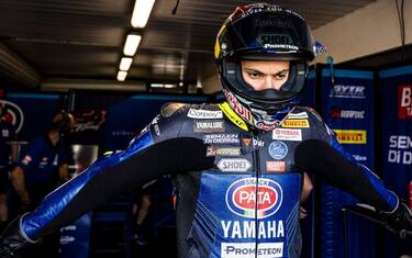 Toprak torna sulla M1: test a Jerez con Yamaha