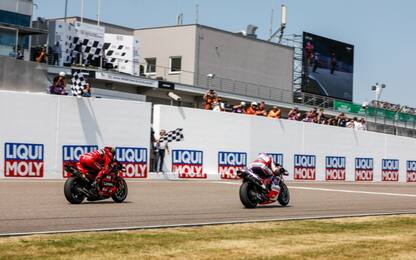Martin-Bagnaia, che duello! Rivivi l'ultimo giro