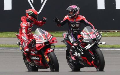 Espargaró beffa Bagnaia: sua la gara a Silverstone