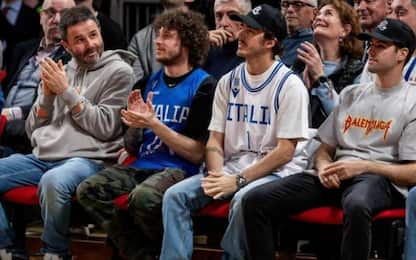 Pecco e Bezzecchi, tifosi speciali dell'Italbasket