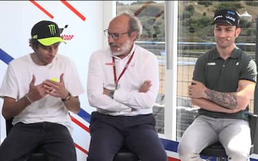 Rossi esalta Bagnaia: "Con Marquez si fa così!"