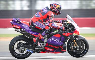 Martin domina le Libere di Silverstone. Bagnaia 8°