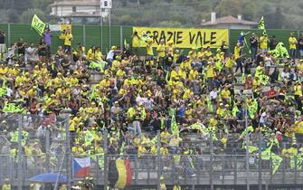 MotoGP 2021: San Marino GP MISANO WORLD CIRCUIT MARCO SIMONCELLI, SAN MARINO - SEPTEMBER 19: Fans during the San Marino GP at Misano World Circuit Marco Simoncelli on Sunday September 19, 2021 in Misano Adriatico, San Marino. (Photo by Gold and Goose / LAT Images)