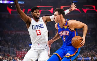LOS ANGELES, CA - NOVEMBER 18: Danilo Gallinari #8 of the Oklahoma City Thunder handles the ball against the LA Clippers on NOVEMBER 18, 2019 at STAPLES Center in Los Angeles, California. NOTE TO USER: User expressly acknowledges and agrees that, by downloading and/or using this Photograph, user is consenting to the terms and conditions of the Getty Images License Agreement. Mandatory Copyright Notice: Copyright 2019 NBAE (Photo by Zach Beekeri/NBAE via Getty Images)