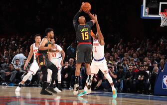 NEW YORK, NY - OCTOBER 16:  Vince Carter #15 of the Atlanta Hawks shoots the ball against the New York Knicks during a pre-season game on October 16, 2019 at Madison Square Garden in New York City, New York.  NOTE TO USER: User expressly acknowledges and agrees that, by downloading and or using this photograph, User is consenting to the terms and conditions of the Getty Images License Agreement. Mandatory Copyright Notice: Copyright 2019 NBAE  (Photo by Nathaniel S. Butler/NBAE via Getty Images)