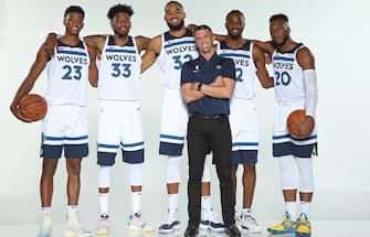 1173152026 MINNEAPOLIS, MN - SEPTEMBER 30: Jarrett Culver #23, Robert Covington #33, Karl-Anthony Towns #32, Ryan Saunders, Andrew Wiggins #22 and Josh Okogie #20 of the Minnesota Timberwolves pose for a portrait during Media Day on September 30, 2019 at Target Center in Minneapolis, Minnesota. NOTE TO USER: User expressly acknowledges and agrees that, by downloading and or using this Photograph, user is consenting to the terms and conditions of the Getty Images License Agreement. Mandatory Copyright Notice: Copyright 2019 NBAE (Photo by David Sherman/NBAE via Getty Images)