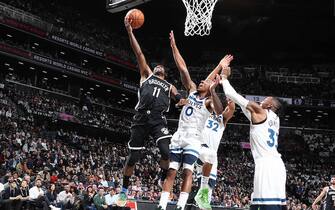 BROOKLYN, NY - OCTOBER 23: Kyrie Irving #11 of the Brooklyn Nets shoots the ball against the Minnesota Timberwolves on October 23, 2019 at Barclays Center in Brooklyn, New York. NOTE TO USER: User expressly acknowledges and agrees that, by downloading and or using this Photograph, user is consenting to the terms and conditions of the Getty Images License Agreement. Mandatory Copyright Notice: Copyright 2019 NBAE (Photo by Nathaniel S. Butler/NBAE via Getty Images)