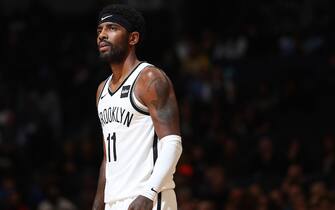 1178629937 MEMPHIS, TN - OCTOBER 27: Kyrie Irving #11 of the Brooklyn Nets looks on against the Memphis Grizzlies on October 27, 2019 at FedExForum in Memphis, Tennessee. NOTE TO USER: User expressly acknowledges and agrees that, by downloading and or using this photograph, User is consenting to the terms and conditions of the Getty Images License Agreement. Mandatory Copyright Notice: Copyright 2019 NBAE (Photo by Joe Murphy/NBAE via Getty Images)