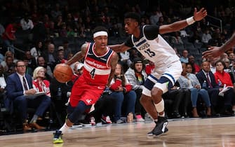 WASHINGTON, DC - NOVEMBER 2: Isaiah Thomas #4 of the Washington Wizards drives to the basket against the Minnesota Timberwolves on November 2, 2019 at Capital One Arena in Washington, DC. NOTE TO USER: User expressly acknowledges and agrees that, by downloading and or using this Photograph, user is consenting to the terms and conditions of the Getty Images License Agreement. Mandatory Copyright Notice: Copyright 2019 NBAE (Photo by Ned Dishman/NBAE via Getty Images)