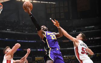 LOS ANGELES, CA - NOVEMBER 8: LeBron James #23 of the Los Angeles Lakers shoots the ball against the Miami Heat on November 8, 2019 at STAPLES Center in Los Angeles, California. NOTE TO USER: User expressly acknowledges and agrees that, by downloading and/or using this Photograph, user is consenting to the terms and conditions of the Getty Images License Agreement. Mandatory Copyright Notice: Copyright 2019 NBAE (Photo by Andrew D. Bernstein/NBAE via Getty Images) 