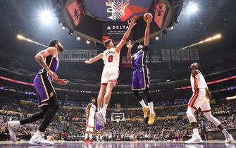LOS ANGELES, CA - NOVEMBER 8: Anthony Davis #3 of the Los Angeles Lakers shoots the ball against the Miami Heat on November 8, 2019 at STAPLES Center in Los Angeles, California. NOTE TO USER: User expressly acknowledges and agrees that, by downloading and/or using this Photograph, user is consenting to the terms and conditions of the Getty Images License Agreement. Mandatory Copyright Notice: Copyright 2019 NBAE (Photo by Andrew D. Bernstein/NBAE via Getty Images) 