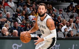 SAN ANTONIO, TX - OCTOBER 13: Marco Belinelli #18 of the San Antonio Spurs handles the ball against the New Orleans Pelicans during a pre-season game on October 13, 2019 at the AT&T Center in San Antonio, Texas. NOTE TO USER: User expressly acknowledges and agrees that, by downloading and or using this photograph, user is consenting to the terms and conditions of the Getty Images License Agreement. Mandatory Copyright Notice: Copyright 2019 NBAE (Photos by Logan Riely/NBAE via Getty Images)