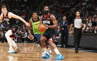 1182961438 MINNEAPOLIS, MN - NOVEMBER 16: James Harden #13 of the Houston Rockets shoots the ball during a game against the Minnesota Timberwolves on November 16, 2019 at Target Center in Minneapolis, Minnesota. NOTE TO USER: User expressly acknowledges and agrees that, by downloading and or using this Photograph, user is consenting to the terms and conditions of the Getty Images License Agreement. Mandatory Copyright Notice: Copyright 2019 NBAE (Photo by David Sherman/NBAE via Getty Images)