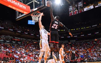 1182959511 MIAMI, FL - NOVEMBER 16: Kendrick Nunn #25 of the Miami Heat dunks the ball against the New Orleans Pelicans on November 16, 2019 at the American Airlines Arena in Miami, Florida. NOTE TO USER: User expressly acknowledges and agrees that, by downloading and/or using this Photograph, user is consenting to the terms and conditions of the Getty Images License Agreement. Mandatory Copyright Notice: Copyright 2019 NBAE (Photo by Jesse D. Garrabrant/NBAE via Getty Images)