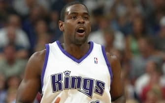 SACRAMENTO, CA - MAY 16:  Chris Webber #4 of the Sacramento Kings runs upcourt in Game six of the Western Conference Semifinals during the 2004 NBA Playoffs against the Minnesota Timberwolves at Arco Arena on May 16, 2004 in Sacramento, California.  The Kings won 104-87.  NOTE TO USER: User expressly acknowledges and agrees that, by downloading and/or using this Photograph, user is consenting to the terms and conditions of the Getty Images License Agreement.  Mandatory Copyright Notice: Copyright 2004 NBAE (Photo by Rocky Widner/NBAE via Getty Images)
