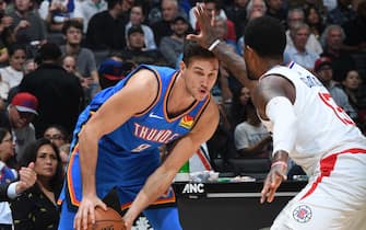 LOS ANGELES, CA - NOVEMBER 18: Danilo Gallinari #8 of the Oklahoma City Thunder handles the ball against the LA Clippers on November 18, 2019 at STAPLES Center in Los Angeles, California. NOTE TO USER: User expressly acknowledges and agrees that, by downloading and/or using this Photograph, user is consenting to the terms and conditions of the Getty Images License Agreement. Mandatory Copyright Notice: Copyright 2019 NBAE (Photo by Andrew D. Bernstein/NBAE via Getty Images) 