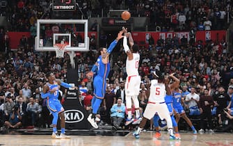 LOS ANGELES, CA - NOVEMBER 18: Paul George #13 of the LA Clippers shoots the ball against the Oklahoma City Thunder on November 18, 2019 at STAPLES Center in Los Angeles, California. NOTE TO USER: User expressly acknowledges and agrees that, by downloading and/or using this Photograph, user is consenting to the terms and conditions of the Getty Images License Agreement. Mandatory Copyright Notice: Copyright 2019 NBAE (Photo by Andrew D. Bernstein/NBAE via Getty Images) 