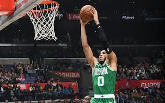 LOS ANGELES, CA - NOVEMBER 20: Jayson Tatum #0 of the Boston Celtics dunks the ball against the LA Clippers on November 20, 2019 at STAPLES Center in Los Angeles, California. NOTE TO USER: User expressly acknowledges and agrees that, by downloading and/or using this Photograph, user is consenting to the terms and conditions of the Getty Images License Agreement. Mandatory Copyright Notice: Copyright 2019 NBAE (Photo by Andrew D. Bernstein/NBAE via Getty Images) 