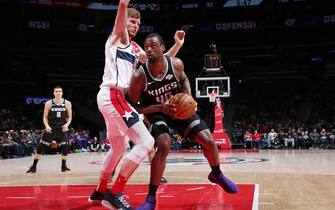 1184515972 WASHINGTON, DC -Â NOVEMBER 24: Harrison Barnes #40 of the Sacramento Kings drives to the basket against the Washington Wizards on November 24, 2019 at Capital One Arena in Washington, DC. NOTE TO USER: User expressly acknowledges and agrees that, by downloading and or using this Photograph, user is consenting to the terms and conditions of the Getty Images License Agreement. Mandatory Copyright Notice: Copyright 2019 NBAE (Photo by Ned Dishman/NBAE via Getty Images)