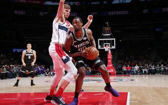 WASHINGTON, DC -Â  NOVEMBER 24: Harrison Barnes #40 of the Sacramento Kings drives to the basket against the Washington Wizards on November 24, 2019 at Capital One Arena in Washington, DC. NOTE TO USER: User expressly acknowledges and agrees that, by downloading and or using this Photograph, user is consenting to the terms and conditions of the Getty Images License Agreement. Mandatory Copyright Notice: Copyright 2019 NBAE (Photo by Ned Dishman/NBAE via Getty Images)