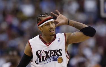 PHILADELPHIA - APRIL 16:  Allen Iverson #3 of the Philadelphia 76ers gestures to hear cheers from the crowd during the NBA game against the Washington Wizards at First Union Center on March 30, 2003 in Philadelphia, Pennsylvania.  The Sixers won 107-87.  NOTE TO USER: User expressly acknowledges and agrees that, by downloading and/or using this Photograph, User is consenting to the terms and conditions of the Getty Images License Agreement  (Photo by Ezra Shaw/Getty Images) 