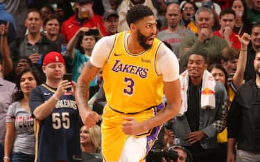 NEW ORLEANS, LA - NOVEMBER 27: Anthony Davis #3 of the Los Angeles Lakers reacts to a play against the New Orleans Pelicans on November 27, 2019 at the Smoothie King Center in New Orleans, Louisiana. NOTE TO USER: User expressly acknowledges and agrees that, by downloading and or using this Photograph, user is consenting to the terms and conditions of the Getty Images License Agreement. Mandatory Copyright Notice: Copyright 2019 NBAE (Photo by Layne Murdoch Jr./NBAE via Getty Images)