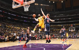 LOS ANGELES, CA - NOVEMBER 29: LeBron James #23 of the Los Angeles Lakers shoots the ball against the Washington Wizards on November 29, 2019 at STAPLES Center in Los Angeles, California. NOTE TO USER: User expressly acknowledges and agrees that, by downloading and/or using this Photograph, user is consenting to the terms and conditions of the Getty Images License Agreement. Mandatory Copyright Notice: Copyright 2019 NBAE (Photo by Andrew D. Bernstein/NBAE via Getty Images)