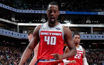 SACRAMENTO, CA - NOVEMBER 30: Harrison Barnes #40 of the Sacramento Kings reacts to a play during the game against the Denver Nuggets on November 30, 2019 at Golden 1 Center in Sacramento, California. NOTE TO USER: User expressly acknowledges and agrees that, by downloading and or using this Photograph, user is consenting to the terms and conditions of the Getty Images License Agreement. Mandatory Copyright Notice: Copyright 2019 NBAE (Photo by Rocky Widner/NBAE via Getty Images)