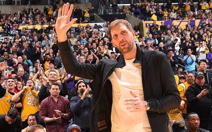 Il tributo dei Lakers per Dirk Nowitzki. VIDEO