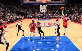 DETROIT, MI - DECEMBER 1: Derrick Rose #25 of the Detroit Pistons shoots the ball against the San Antonio Spurs on December 1, 2019 at Little Caesars Arena in Detroit, Michigan. NOTE TO USER: User expressly acknowledges and agrees that, by downloading and/or using this photograph, User is consenting to the terms and conditions of the Getty Images License Agreement. Mandatory Copyright Notice: Copyright 2019 NBAE (Photo by Chris Schwegler/NBAE via Getty Images)