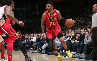 1093876068 WASHINGTON, DC -Â FEBRUARY 4: Kent Bazemore #24 of the Atlanta Hawks handles the ball against the Washington Wizards on February 4, 2019 at Capital One Arena in Washington, DC. NOTE TO USER: User expressly acknowledges and agrees that, by downloading and/or using this photograph, user is consenting to the terms and conditions of the Getty Images License Agreement. Mandatory Copyright Notice: Copyright 2019 NBAE (Photo by Ned Dishman/NBAE via Getty Images)