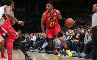 WASHINGTON, DC -Â FEBRUARY 4: Kent Bazemore #24 of the Atlanta Hawks handles the ball against the Washington Wizards on February 4, 2019 at Capital One Arena in Washington, DC. NOTE TO USER: User expressly acknowledges and agrees that, by downloading and/or using this photograph, user is consenting to the terms and conditions of the Getty Images License Agreement. Mandatory Copyright Notice: Copyright 2019 NBAE (Photo by Ned Dishman/NBAE via Getty Images)