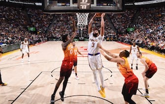 SALT LAKE CITY, UT - DECEMBER 4: Anthony Davis #3 of the Los Angeles Lakers dunks the ball against the Utah Jazz on December 4, 2019 at vivint.SmartHome Arena in Salt Lake City, Utah. NOTE TO USER: User expressly acknowledges and agrees that, by downloading and or using this Photograph, User is consenting to the terms and conditions of the Getty Images License Agreement. Mandatory Copyright Notice: Copyright 2019 NBAE (Photo by Garrett Ellwood/NBAE via Getty Images)