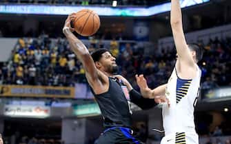 INDIANAPOLIS, INDIANA - DECEMBER 09:  Paul George #13 of the Los Angeles Clippers shoots the ball against the Indiana Pacers at Bankers Life Fieldhouse on December 09, 2019 in Indianapolis, Indiana.     NOTE TO USER: User expressly acknowledges and agrees that, by downloading and or using this photograph, User is consenting to the terms and conditions of the Getty Images License Agreement. (Photo by Andy Lyons/Getty Images)