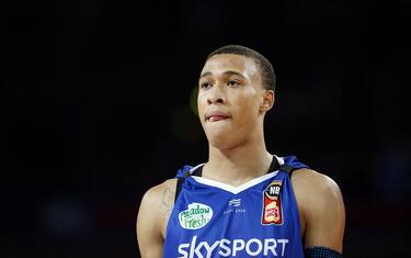 AUCKLAND, NEW ZEALAND - NOVEMBER 30: RJ Hampton of the Breakers looks on during the round 9 NBL match between the New Zealand Breakers and the Illawarra Hawks at Spark Arena on November 30, 2019 in Auckland, New Zealand. (Photo by Anthony Au-Yeung/Getty Images)