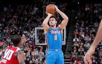1188069556 SACRAMENTO, CA - DECEMBER 11: Danilo Gallinari #8 of the Oklahoma City Thunder shoots a three-pointer against the Sacramento Kings on December 11, 2019 at Golden 1 Center in Sacramento, California. NOTE TO USER: User expressly acknowledges and agrees that, by downloading and or using this Photograph, user is consenting to the terms and conditions of the Getty Images License Agreement. Mandatory Copyright Notice: Copyright 2019 NBAE (Photo by Rocky Widner/NBAE via Getty Images)