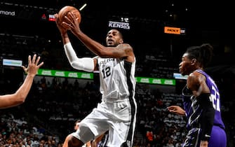 SAN ANTONIO, TX - DECEMBER 6: LaMarcus Aldridge #12 of the San Antonio Spurs shoots the ball against the Sacramento Kings on December 6, 2019 at the AT&T Center in San Antonio, Texas. NOTE TO USER: User expressly acknowledges and agrees that, by downloading and or using this photograph, user is consenting to the terms and conditions of the Getty Images License Agreement. Mandatory Copyright Notice: Copyright 2019 NBAE (Photos by Logan Riely/NBAE via Getty Images)