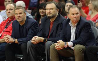 HOUSTON, TEXAS - OCTOBER 16: Houston Rockets owner Tilman Fertitta (2nd L) and general manager Daryl Morey look on from courtside against the San Antonio Spurs at Toyota Center on October 16, 2019 in Houston, Texas. NOTE TO USER: User expressly acknowledges and agrees that, by downloading and/or using this photograph, user is consenting to the terms and conditions of the Getty Images License Agreement. (Photo by Bob Levey/Getty Images)