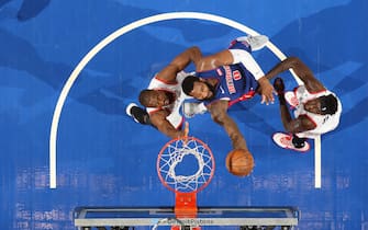 DETROIT, MI - DECEMBER 18: Andre Drummond #0 of the Detroit Pistons shoots the ball against the Toronto Raptors on December 18, 2019 at Little Caesars Arena in Detroit, Michigan. NOTE TO USER: User expressly acknowledges and agrees that, by downloading and/or using this photograph, User is consenting to the terms and conditions of the Getty Images License Agreement. Mandatory Copyright Notice: Copyright 2019 NBAE (Photo by Brian Sevald/NBAE via Getty Images)