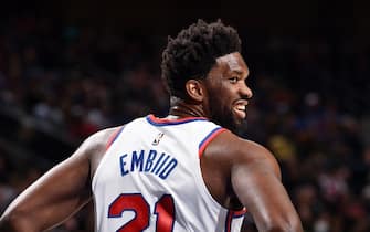 PHILADELPHIA, PA - DECEMBER 20: Joel Embiid #21 of the Philadelphia 76ers smiles during a game against the Dallas Mavericks on December 20, 2019 at the Wells Fargo Center in Philadelphia, Pennsylvania NOTE TO USER: User expressly acknowledges and agrees that, by downloading and/or using this Photograph, user is consenting to the terms and conditions of the Getty Images License Agreement. Mandatory Copyright Notice: Copyright 2019 NBAE (Photo by David Dow/NBAE via Getty Images)