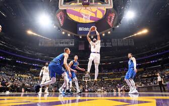 LOS ANGELES, CA - DECEMBER 29: Anthony Davis #3 of the Los Angeles Lakers drives to the basket during the game against the Dallas Mavericks on December 29, 2019 at STAPLES Center in Los Angeles, California. NOTE TO USER: User expressly acknowledges and agrees that, by downloading and/or using this Photograph, user is consenting to the terms and conditions of the Getty Images License Agreement. Mandatory Copyright Notice: Copyright 2019 NBAE (Photo by Andrew D. Bernstein/NBAE via Getty Images) 