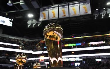 SAN ANTONIO, TX - NOVEMBER 11: The Larry O'Brien Championship Trophy is on display during the Memphis Grizzlies game against the San Antonio Spurs on November 11, 2019 at the AT&T Center in San Antonio, Texas. NOTE TO USER: User expressly acknowledges and agrees that, by downloading and or using this photograph, user is consenting to the terms and conditions of the Getty Images License Agreement. Mandatory Copyright Notice: Copyright 2019 NBAE (Photos by Andrew D. Bernstein/NBAE via Getty Images)