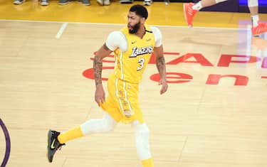 LOS ANGELES, CA - JANUARY 3: Anthony Davis #3 of the Los Angeles Lakers reacts to a play during the game against the New Orleans Pelicans on January 3, 2020 at STAPLES Center in Los Angeles, California. NOTE TO USER: User expressly acknowledges and agrees that, by downloading and/or using this Photograph, user is consenting to the terms and conditions of the Getty Images License Agreement. Mandatory Copyright Notice: Copyright 2020 NBAE (Photo by Adam Pantozzi/NBAE via Getty Images)