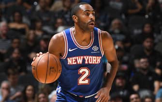 SAN ANTONIO, TX - OCTOBER 23: Wayne Ellington #2 of the New York Knicks dribbles the ball up court against the San Antonio Spurs on October 23, 2019 at the AT&T Center in San Antonio, Texas. NOTE TO USER: User expressly acknowledges and agrees that, by downloading and or using this photograph, user is consenting to the terms and conditions of the Getty Images License Agreement. Mandatory Copyright Notice: Copyright 2019 NBAE (Photos by Garrett Ellwood/NBAE via Getty Images)