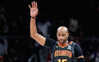 1191809429 ATLANTA, GA - JANUARY 4: Vince Carter #15 of the Atlanta Hawks gestures to the crowd during the first quarter of a game against the Indiana Pacers at State Farm Arena on January 4, 2020 in Atlanta, Georgia. NOTE TO USER: User expressly acknowledges and agrees that, by downloading and or using this photograph, User is consenting to the terms and conditions of the Getty Images License Agreement. (Photo by Carmen Mandato/Getty Images)