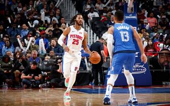 DETROIT, MI - OCTOBER 9: Derrick Rose #25 of the Detroit Pistons handles the ball against the Dallas Mavericks during a pre-season game on October 9, 2019 at Little Caesars Arena in Detroit, Michigan. NOTE TO USER: User expressly acknowledges and agrees that, by downloading and/or using this photograph, User is consenting to the terms and conditions of the Getty Images License Agreement. Mandatory Copyright Notice: Copyright 2019 NBAE (Photo by Brian Sevald/NBAE via Getty Images)